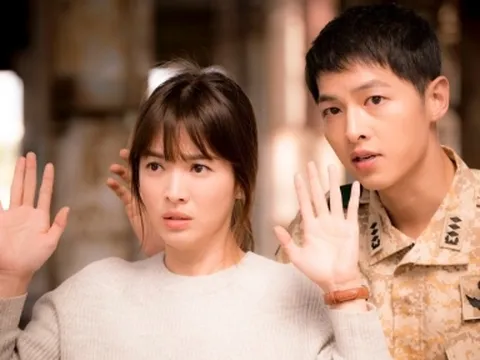 Sau 3 năm ly hôn, Song Joong Ki và Song Hye Kyo như hai thỏi nam châm trái dấu