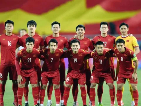 Bảng xếp hạng FIFA tháng 8: Thái Lan tiếp tục 'hít khói' Việt Nam