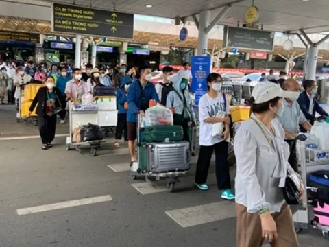 Sân bay Tân Sơn Nhất đón hơn 93 nghìn hành khách trong ngày cuối của kỳ nghỉ lễ Quốc khánh 