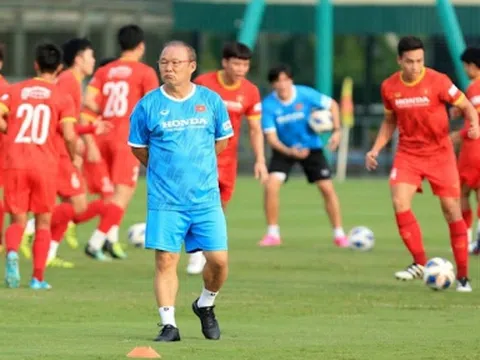 ĐT Việt Nam trước lịch thi đấu 'hành xác' tại AFF Cup 2022, thầy Park ứng phó ra sao?