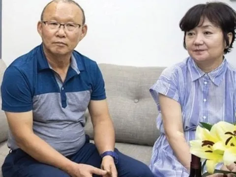 HLV Park Hang-seo tham khảo ý kiến 'nóc nhà' trước khi gia hạn hợp đồng với VFF