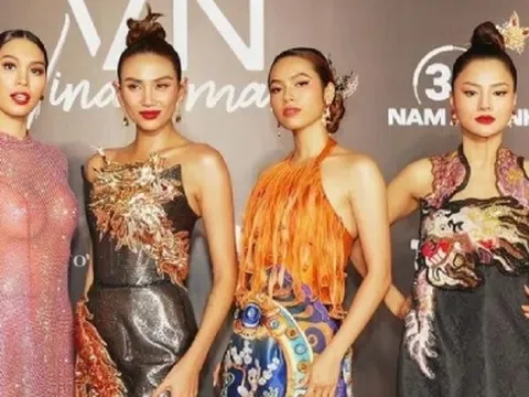 Hà Anh có động thái sau sự cố áo phản chủ, lộ rõ 'tuyết lê' trên sân khấu Miss Universe 