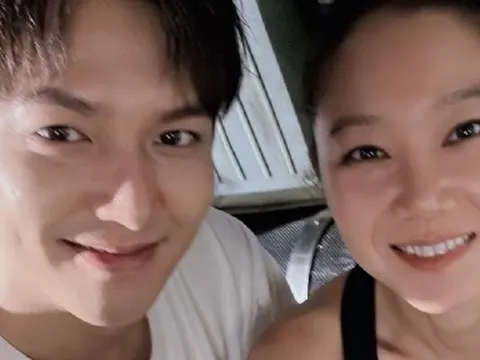 Lee Min Ho và Gong Hyo Jin náo loạn hậu trường 'Ask The Stars'