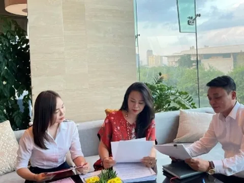 Vợ Shark Bình nhận tin buồn sau khi tuyên chiến pháp lý với chồng