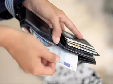 Top 4 con giáp giữ tiền giỏi nhất thiên hạ, cuộc đời không lo đói nghèo khốn đốn