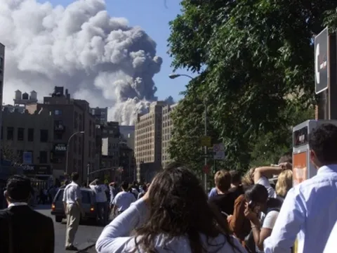 11 bức ảnh nhức nhối về vụ tấn công 11/9, nỗi đau sau hai thập kỷ như mới hôm qua