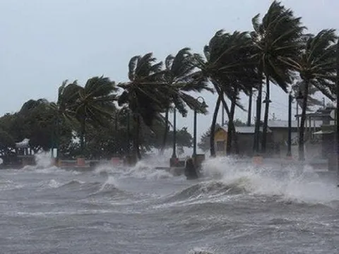 Biển Đông có thể đón bão giữa tuần tới, đất liền mưa trên diện rộng