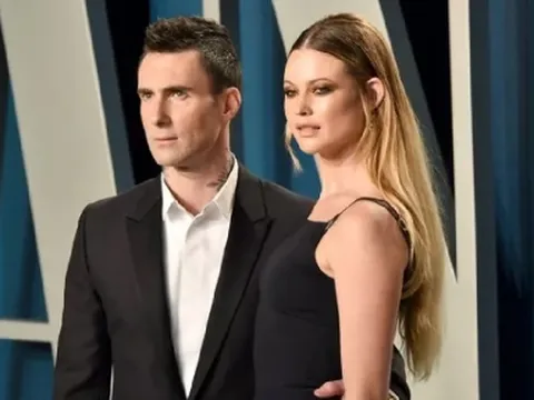 Lời thú nhận dũng cảm khiến Adam Levine sụp đổ hình tượng