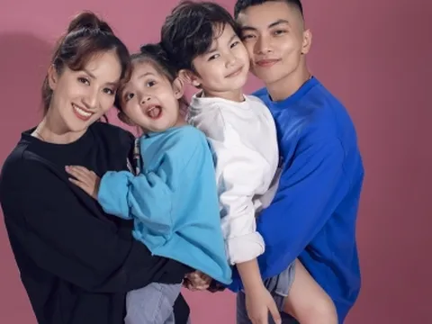 Khoe ảnh cực tình bên Phan Hiển, Khánh Thi tiết lộ góc khuất hôn nhân hạnh phúc