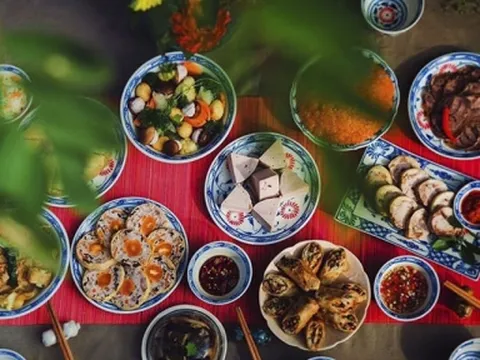 Rằm tháng 7: Cúng ngày nào tốt nhất? Cần làm điều gì để tổ tiên ban lộc?