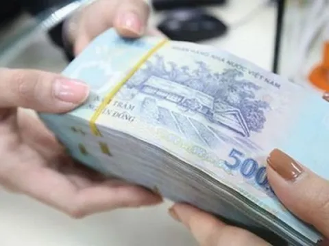NÓNG: Mức lương cơ sở của công chức, viên chức năm 2022 là bao nhiêu?