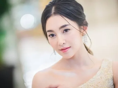 Vén màn cuộc sống đời thực của 'nữ hoàng rating' Thái Lan phía sau ánh hào quang