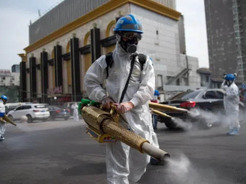 NÓNG nhất MXH Trung Quốc lúc này: Vũ Hán phát hiện virus gây bệnh mới, đóng cửa 1 chợ bán rùa biển