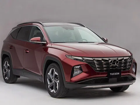 Giá lăn bánh Hyundai Tucson tháng 8/2022: Rẻ đáng kinh ngạc, ngạo nghễ thách thức Honda CR-V