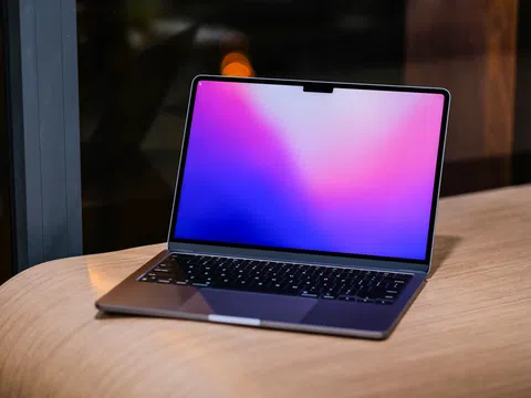 Mặc dù giá cao, MacBook Air M2 vẫn cháy hàng: Sức hút của Apple quá ‘khủng’