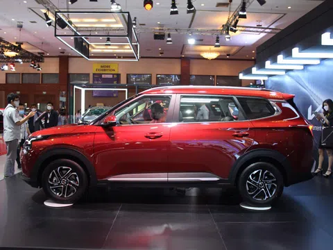 Cận cảnh Kia Seltos phiên bản kéo dài mới, quyết ‘lật đổ’ Mitsubishi Xpander với mức giá hấp dẫn