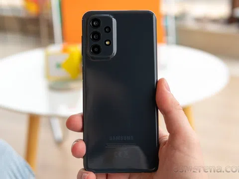 Giá Samsung Galaxy A23 tháng 8/2022: Rẻ bằng 1/5 iPhone 13 Pro Max, camera, màn hình bá đạo tầm giá