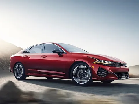 Chi tiết mẫu sedan mới 'đối đầu' Toyota Camry 2023: Công nghệ ngập tràn, thiết kế so kè Honda Accord