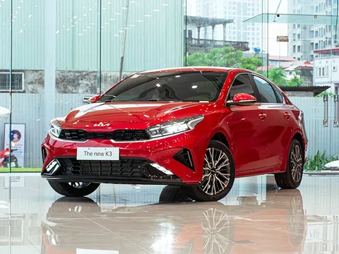 Giá lăn bánh Kia K3 tháng 8/2022: Ở mức cực hời, nuốt chửng Toyota Corolla Altis và Hyundai Elantra