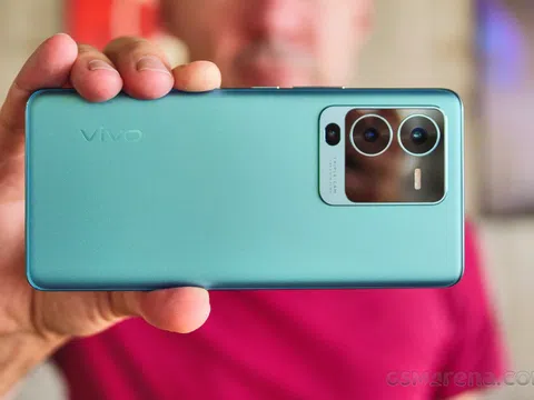 Vivo V25 Pro với chip Dimensity 1300 và màn AMOLED được mở bán với giá từ 10,5 triệu đồng