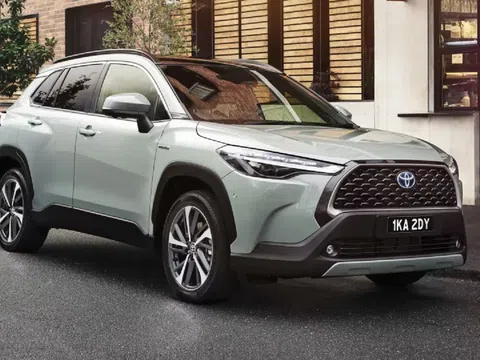 Toyota Corolla Cross 2023 sẽ về tay người dùng với giá 538 triệu, dễ 'thắng lớn' trước Kia Seltos