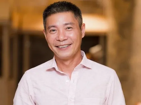 Lệ Quyên cùng giới nghệ sĩ xót xa khi nhìn thấy cảnh NSND Công Lý bật khóc, lý do gây xúc động