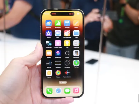 Cộng đồng mạng ngỡ ngàng trước vẻ đẹp 'lộng lẫy' của iPhone 14 Pro và iPhone 14 Pro Max