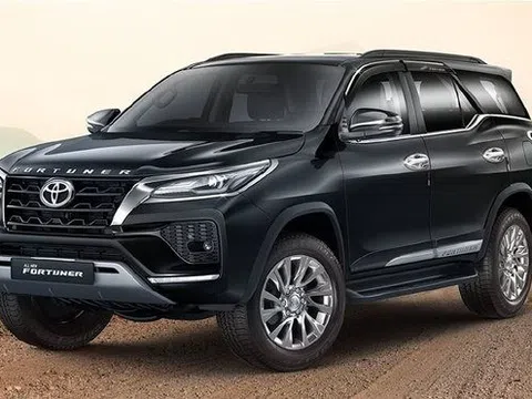 Tin xe trưa 11/9: Toyota Fortuner 2022 mới ra mắt với giá bán rẻ giật mình, bổ sung trang bị khủng