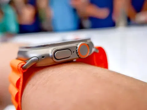 Apple Watch Ultra nhiều pin hơn Apple Watch S8 tới 76% khiến dân tình ngỡ ngàng