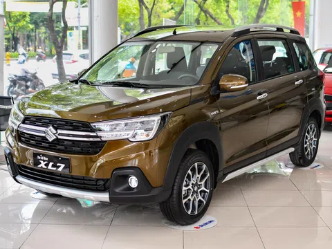 Giá lăn bánh Suzuki XL7 mới nhất tháng 9/2022 kèm ưu đãi khủng khiến Mitsubishi Xpander ‘ngã ngửa’