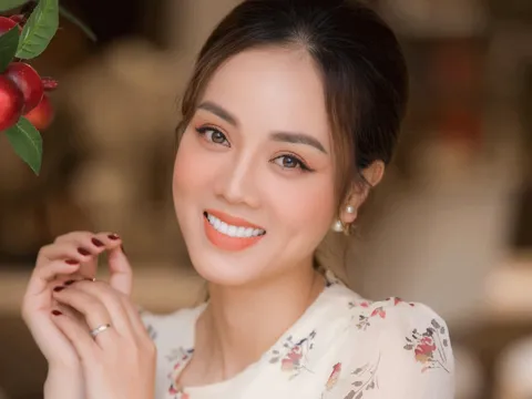 Vợ Công Lý lần đầu nói về nỗi ‘sợ hãi’ đang phải trải qua khiến bạn bè không khỏi lo lắng