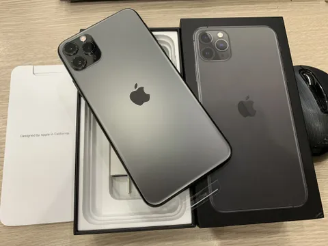 Giá đập hộp iPhone 11 Pro Max cuối tháng 9 rẻ không tưởng, dễ dàng đè bẹp iPhone 13