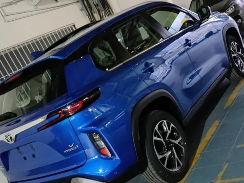 ‘Truyền nhân’ của Toyota Corolla Cross cập bến đại lý, gây sốt với mức giá chỉ 306 triệu đồng