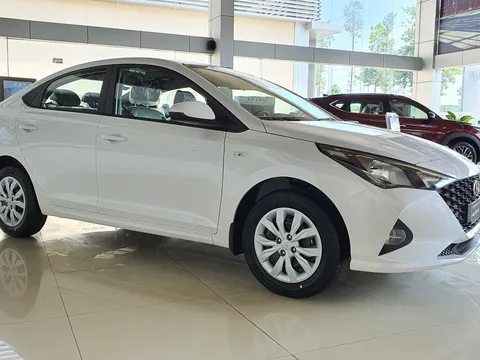 Giá lăn bánh Hyundai Accent hấp dẫn trong tháng 10/2022, so kè Toyota Vios