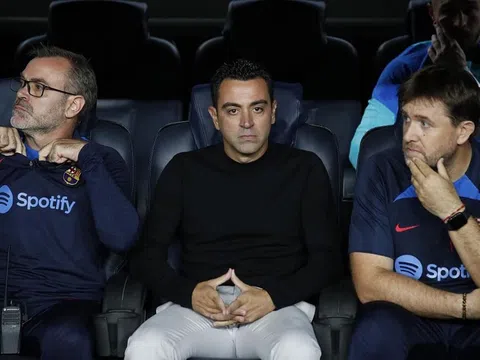 Barcelona 'lâm nguy' ở Champions League, Xavi thừa nhận xứng đáng bị loại