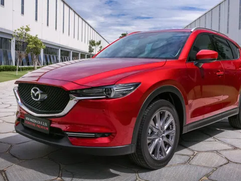 Giá lăn bánh Mazda CX-5 tháng 10/2022: Sức ép lớn cho Hyundai Tucson