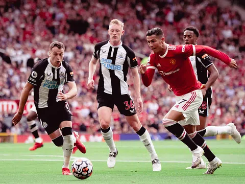 Lịch thi đấu MU vs Newcastle: Chelsea khủng hoảng, Man Utd cầm chắc Top 4?