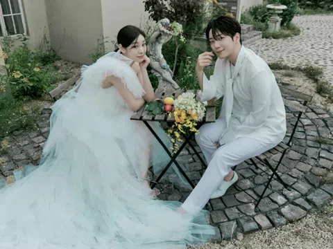 Fan hâm mộ mê mẩn với bộ sưu tập váy cưới của 'nữ hoàng sân băng' Kim Yuna