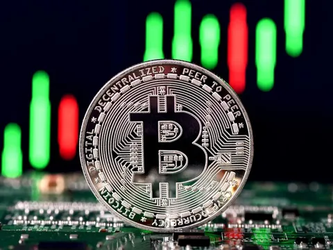 Bitcoin tiến sát kỷ lục 35.000 USD/đồng