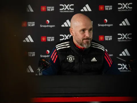 Ten Hag nói thẳng về trình độ của Tuchel