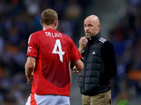 De Ligt nêu lý do khiến Ten Hag "bay ghế"