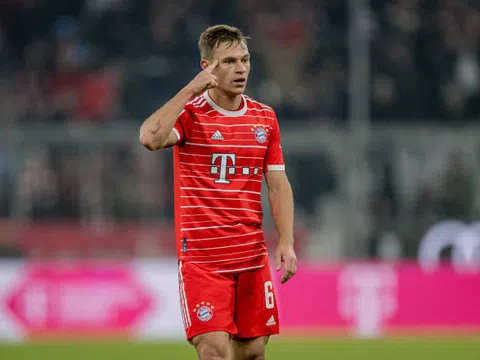 Kimmich: "Khi nào tôi mới rời Bayern?"