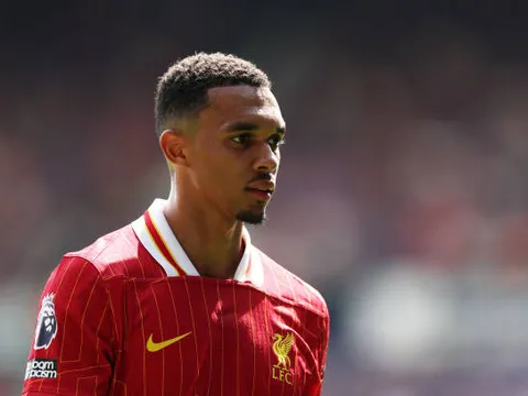 Quyết định thay đổi sự nghiệp Trent Alexander-Arnold