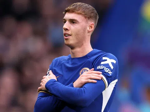 Cole Palmer khiến BLĐ Chelsea choáng ngợp