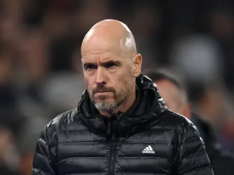 "Ten Hag chi rất nhiều tiền cho cầu thủ Hà Lan, tôi không thích"