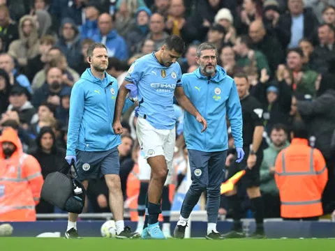 Trước Newcastle, Pep đã dùng "độc chiêu" đối phó với chấn thương của Rodri