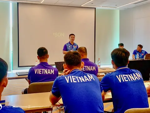 Họp chuẩn bị đấu Campuchia, U16 Việt Nam được yêu cầu không chủ quan