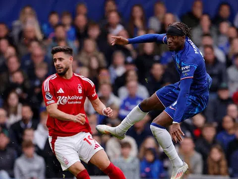 "Bàn thắng xứng đáng của Madueke cho Chelsea"