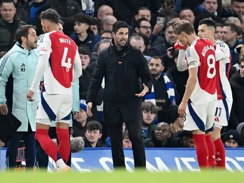 Sai lầm chuyển nhượng đẩy Arsenal vào thế khó ở Premier League