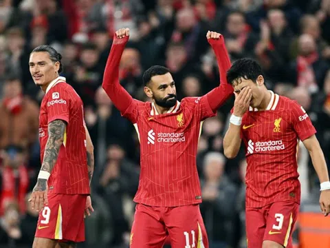 Họng súng nhiều nòng của Liverpool át vía Man City và Arsenal